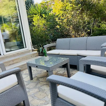 Villa Johns Pool House Garden