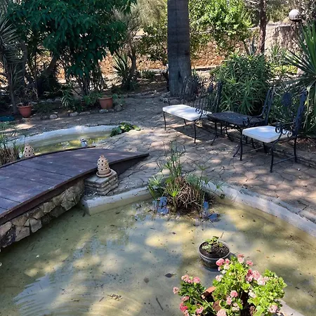 Johns Pool House Garden Villa